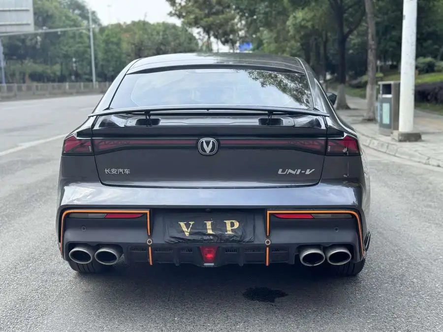 Changan UNI-V 2022 1.5T Sport Version