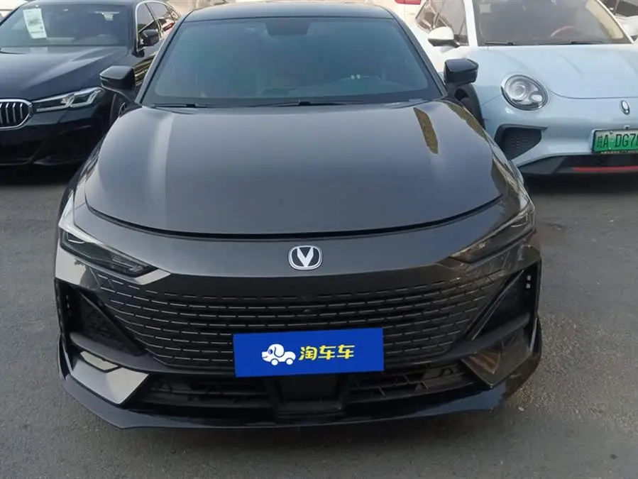 Changan UNI-V 2022 1.5T Sport Edition