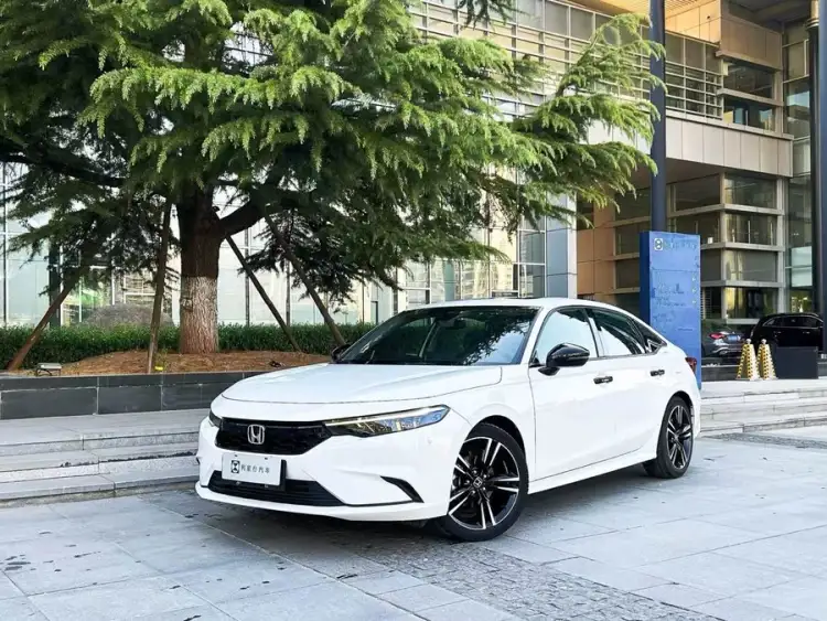 2022 Model 240TURBO CVT Luxury Edition