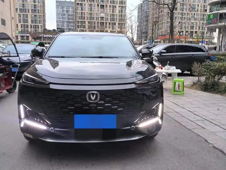 شانجان UNI-K طراز 2021 2.0T دفع رباعي ممتاز