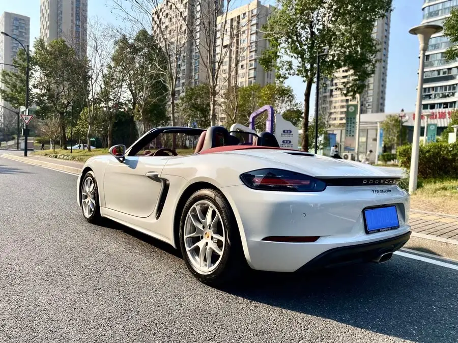 Porsche 718 2020 Model Boxster 2.0T