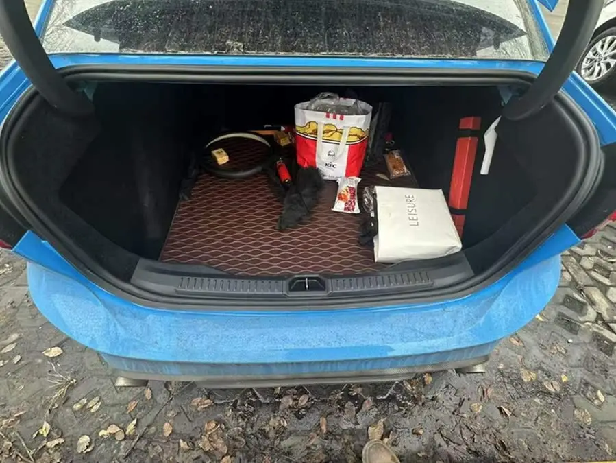 2022 فورد فوكس سيدان إيكوبوست 180 أوتوماتيكي S