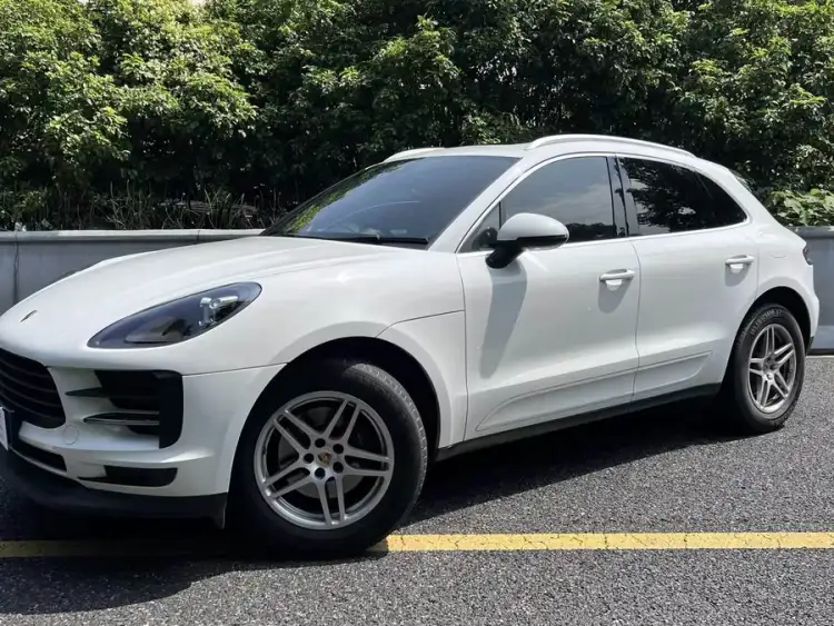 2021 Macan 2.0T