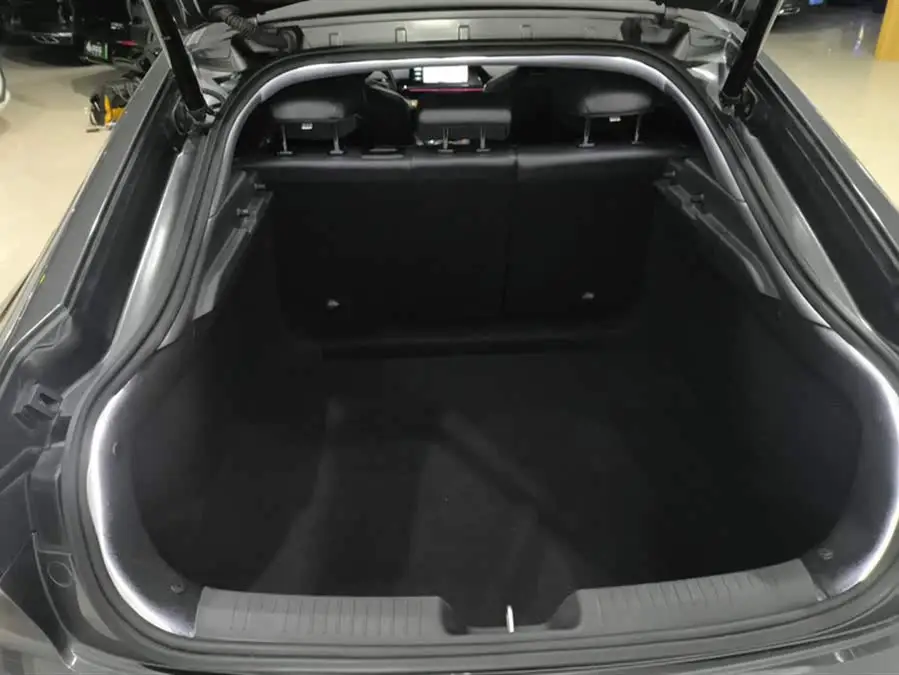 Changan UNI-V 2022 1.5T Premium