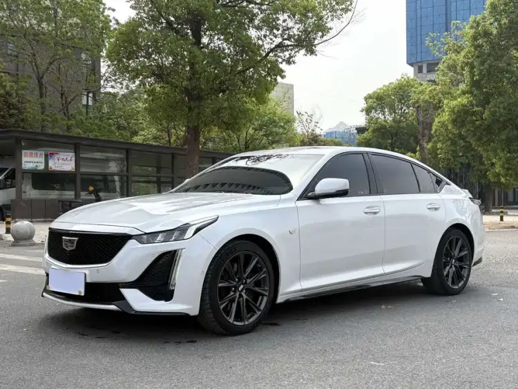 Cadillac CT5 2023 28T Platinum