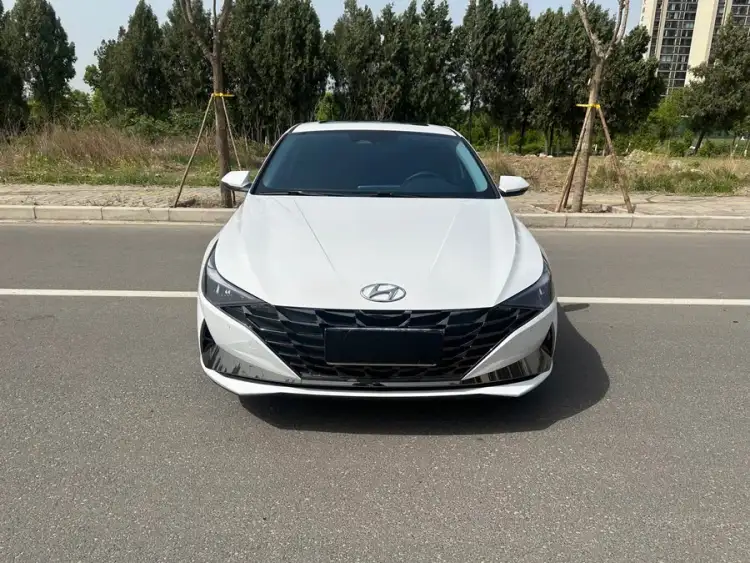2022 Elantra 1.5L CVT LUX Premium Edition