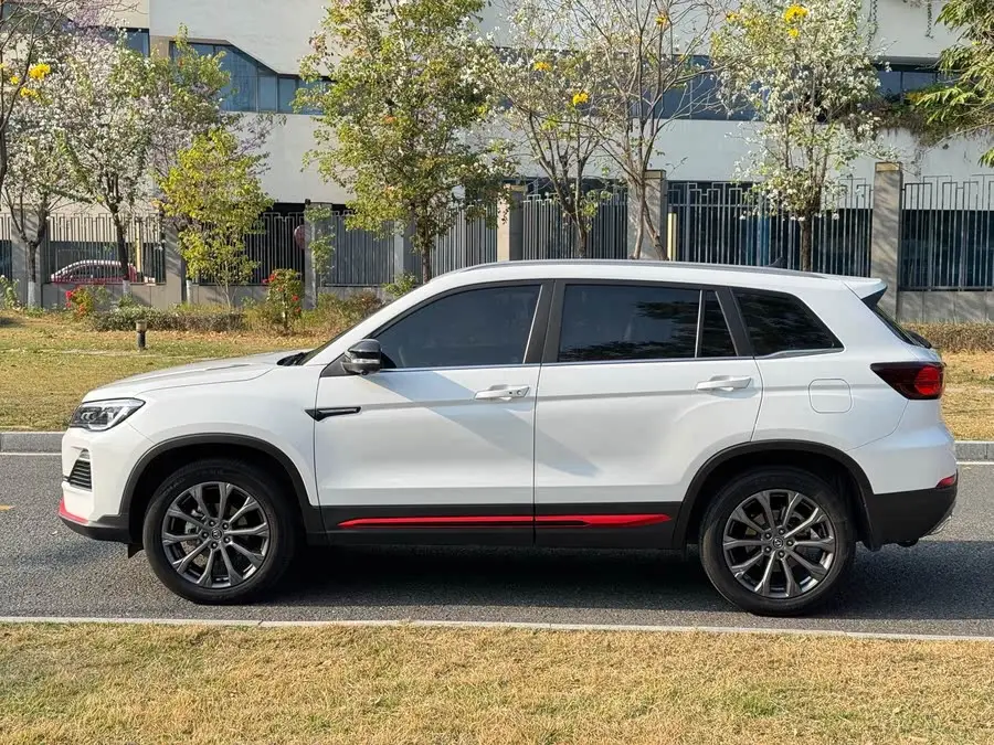 تشانغآن CS75 2022 نسخة الحوت الأزرق 1.5T DCT بريميوم