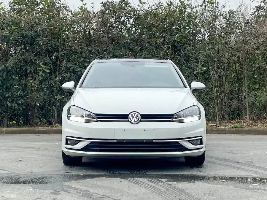 جولف 2020 إصدار الحب 280 TSI DSG مريح