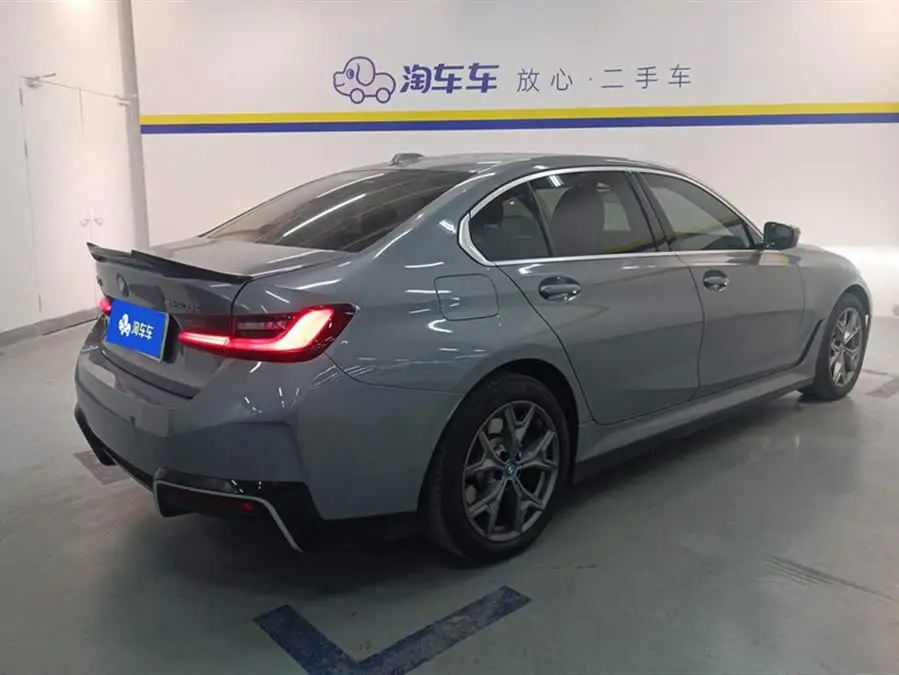 بي إم دبليو i3 2022 eDrive 35 L