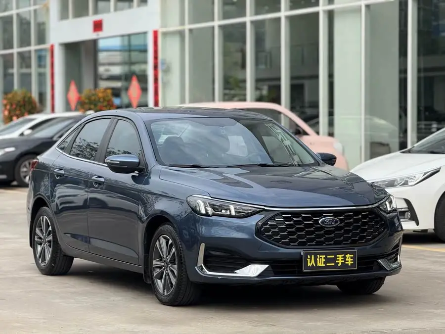 Ford Focus 2021 1.5L Automatic Diamond Edition