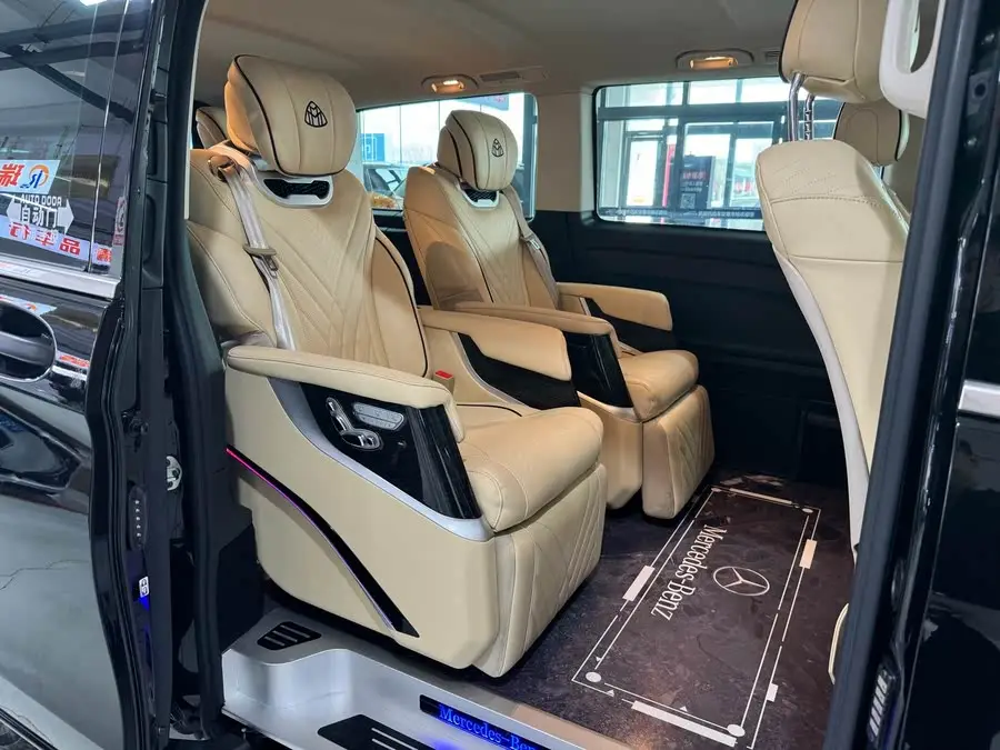 Vito 2023 2.0T Elite Edition 7-seater