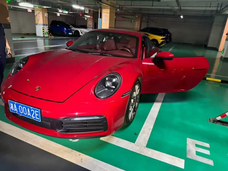 Porsche 911 2020 Carrera 3.0T