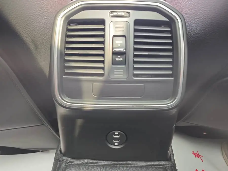 ماكان 2021 ماكان 2.0T