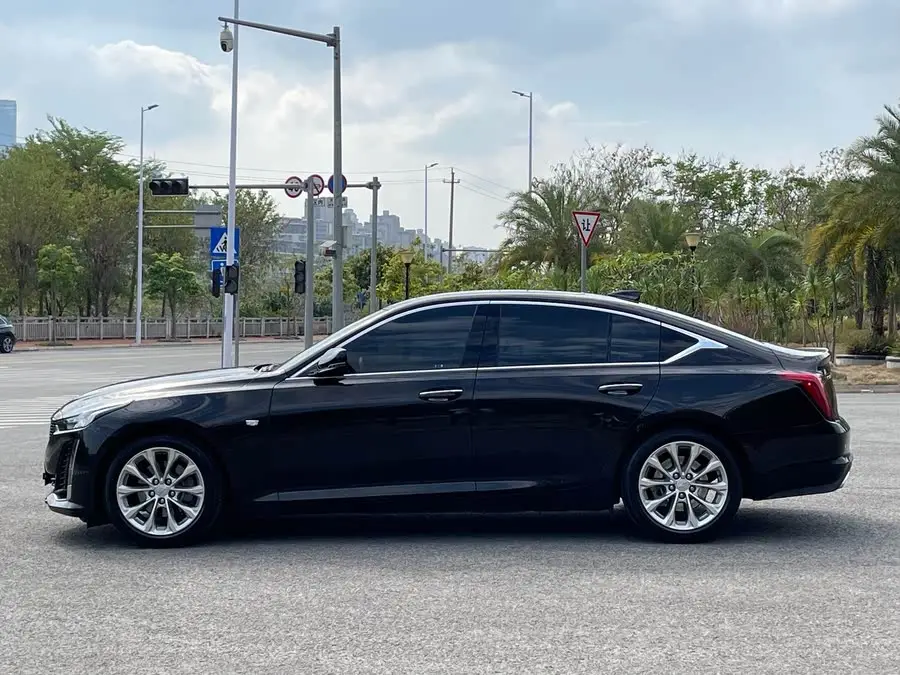 Cadillac CT5 2022 28T Luxury (Standard Version)