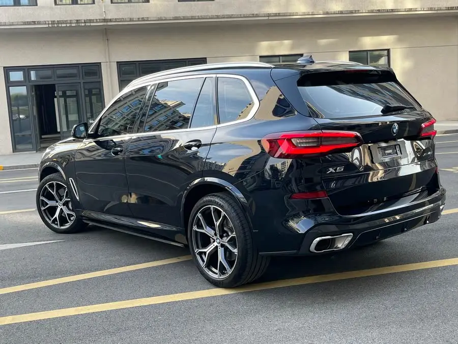 BMW X5 2022 Facelift xDrive 40Li M Sport Package