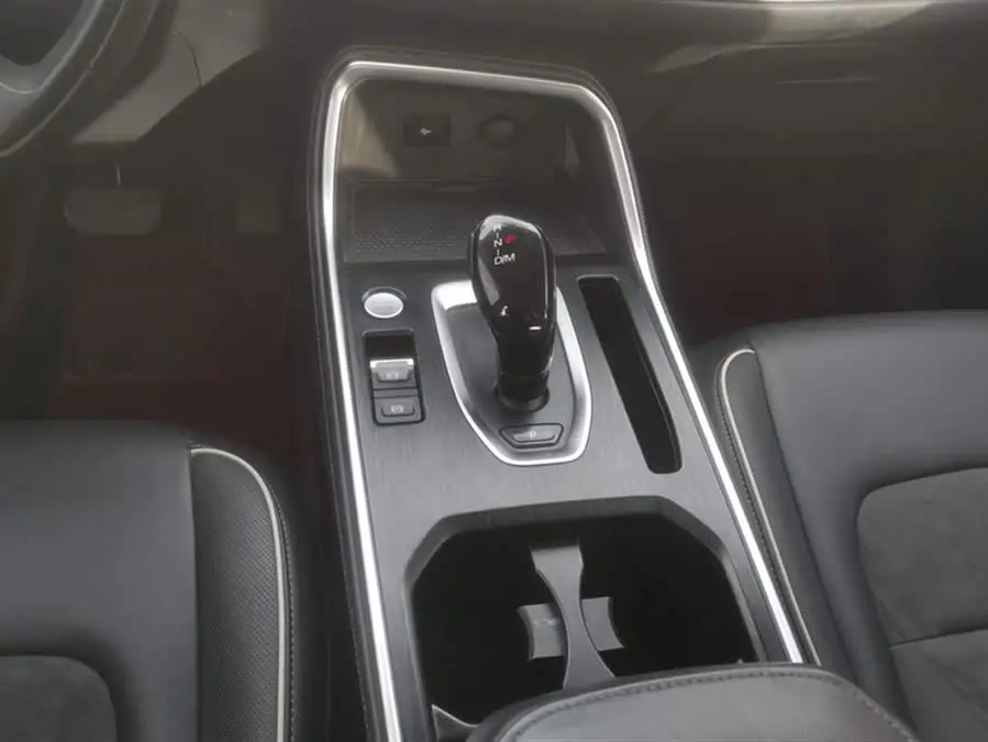 هافال H6 2021 نسخة الاتجاه الوطني 1.5T تلقائي حضري