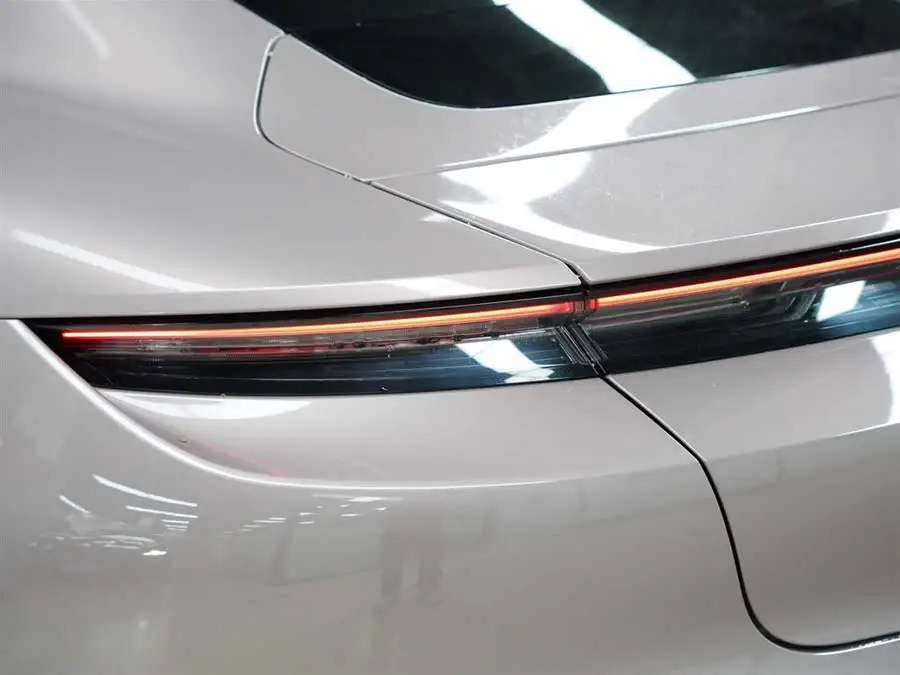 Taycan 2022 Model Facelift