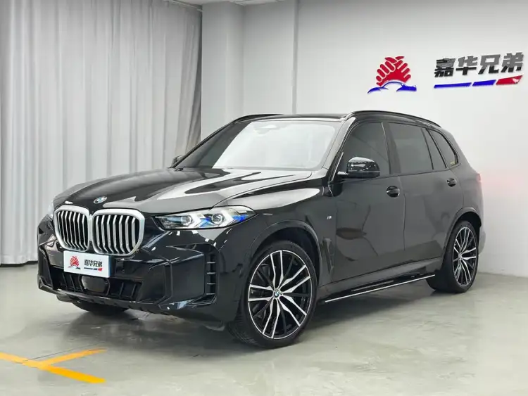 BMW X5 2023 xDrive 40Li M Sport Package