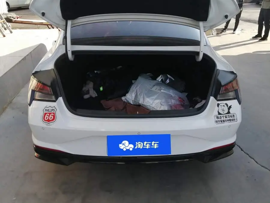 إيلانتر 2022 1.5 لتر CVT LUX المتميز