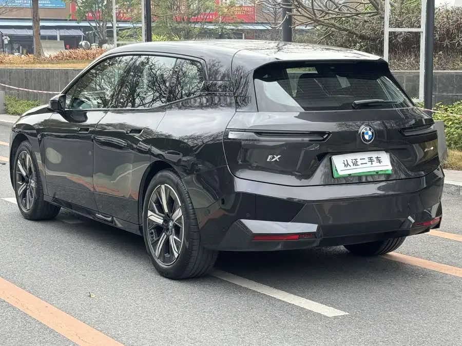 BMW iX 2022 xDrive40