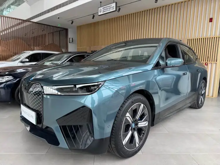 BMW iX 2022 xDrive40