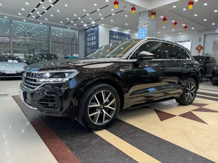 Touareg 2021 3.0 TSI R-Line Classic Sport Package
