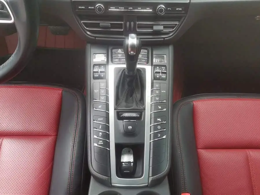 2020 Macan Macan 2.0T