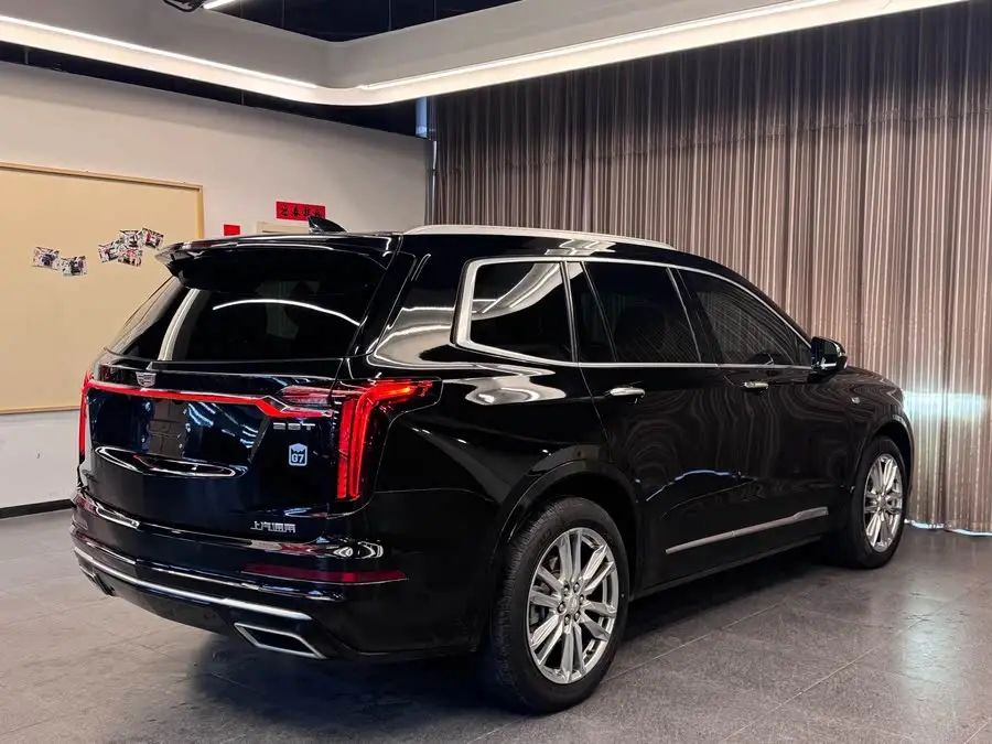 كاديلاك XT6 2021 2.0T فاخرة ذات ستة مقاعد ودفع ثنائي