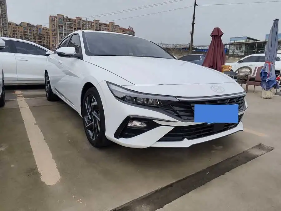 إيلانتر 2023 1.5 لتر CVT GLX النخبة