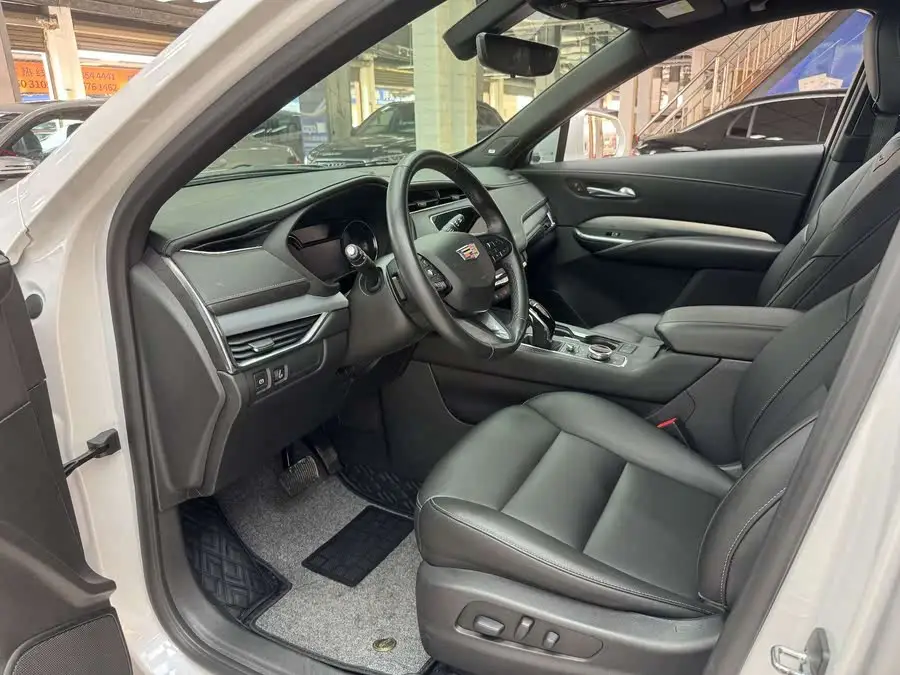 Cadillac XT4 2020 Facelift 28T FWD Premium