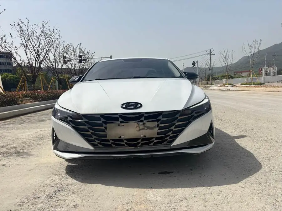 إلنترا 2022 1.5 لتر CVT GLX النخبة