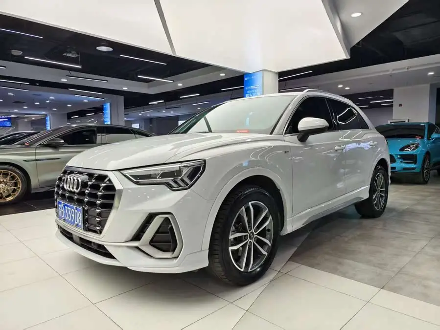 أودي Q3 طراز 2021 35 TFSI طراز الجذب الديناميكي