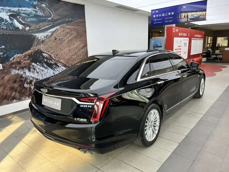 كاديلاك CT6 2021 28T فاخرة