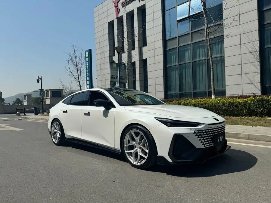 Changan UNI-V 2023 1.5T Sport Edition