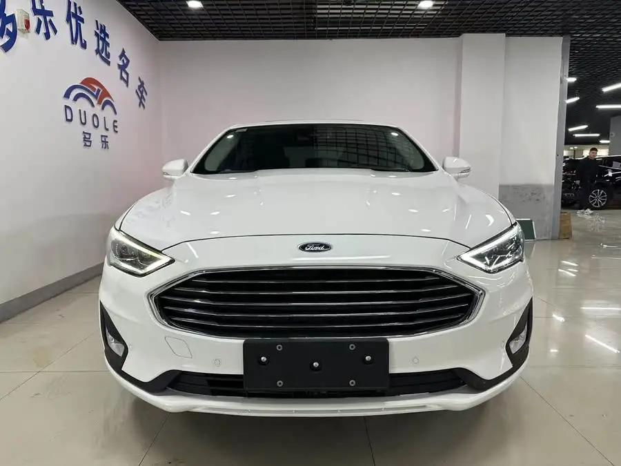 2020 مونديو EcoBoost 200 الفاخرة