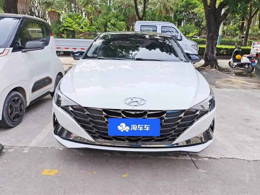 إيلانتر 2022 1.5 لتر CVT LUX نسخة متميزة