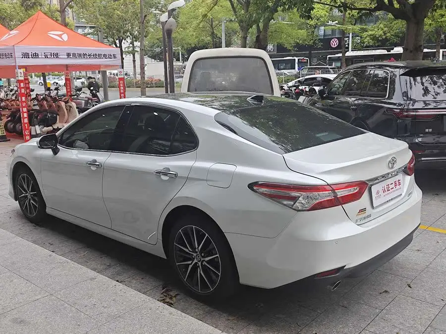 Camry 2023 2.5G Luxury Edition