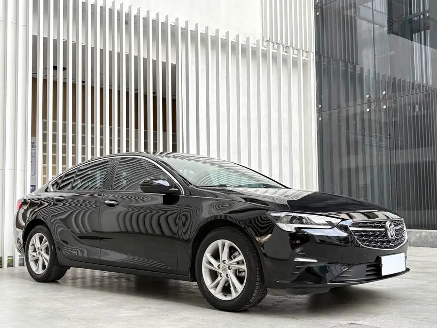 بيوك ريجال 2021 552T النخبة