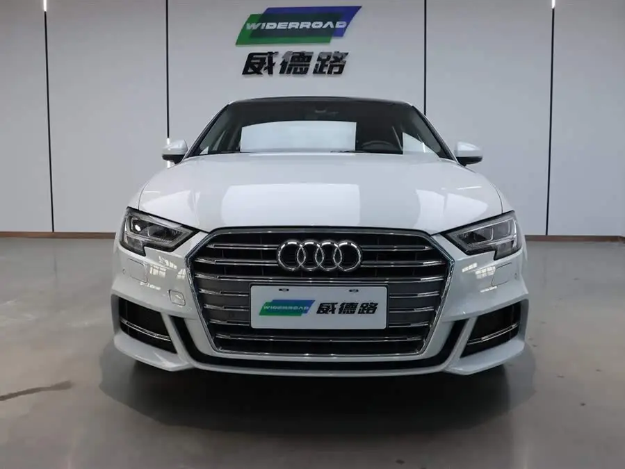 أودي A3 2020 ليموزين 35 TFSI طراز الموضة الوطنية VI