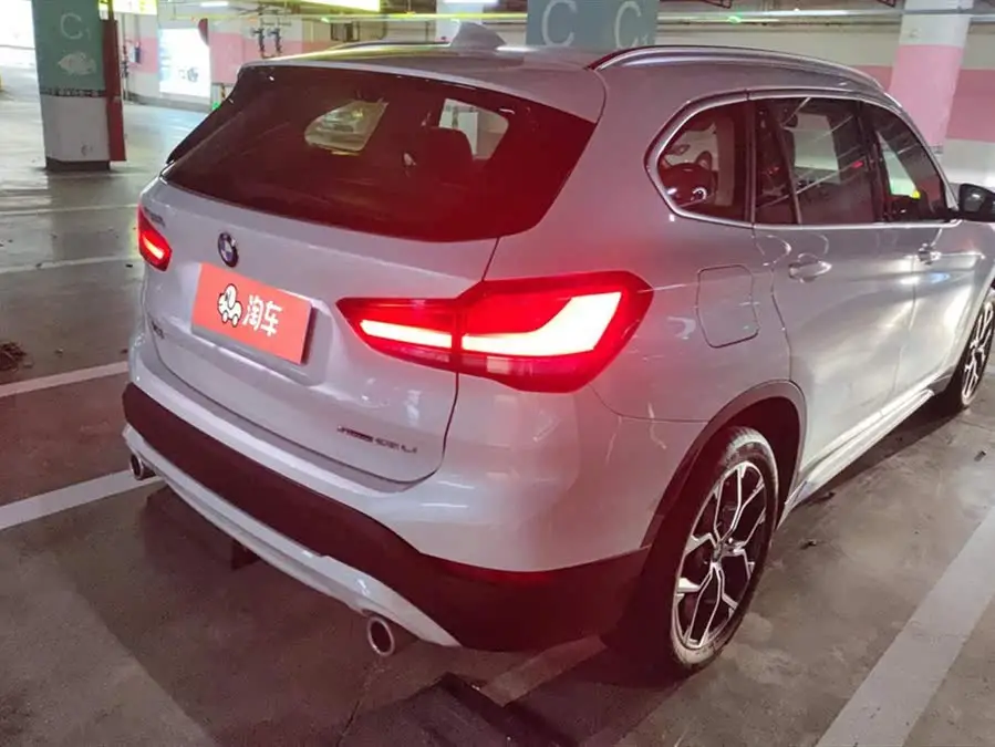 بي إم دبليو X1 2022 sDrive25Li النسخة الرائدة