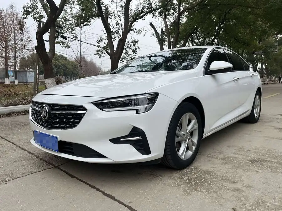 بيوك ريجال 2021 552T النخبة