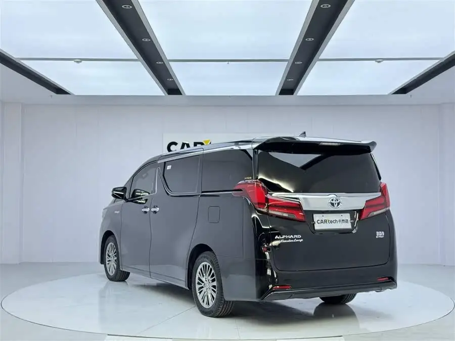 إلفارد 2021 هايبرد 2.5 لتر فئة برايم