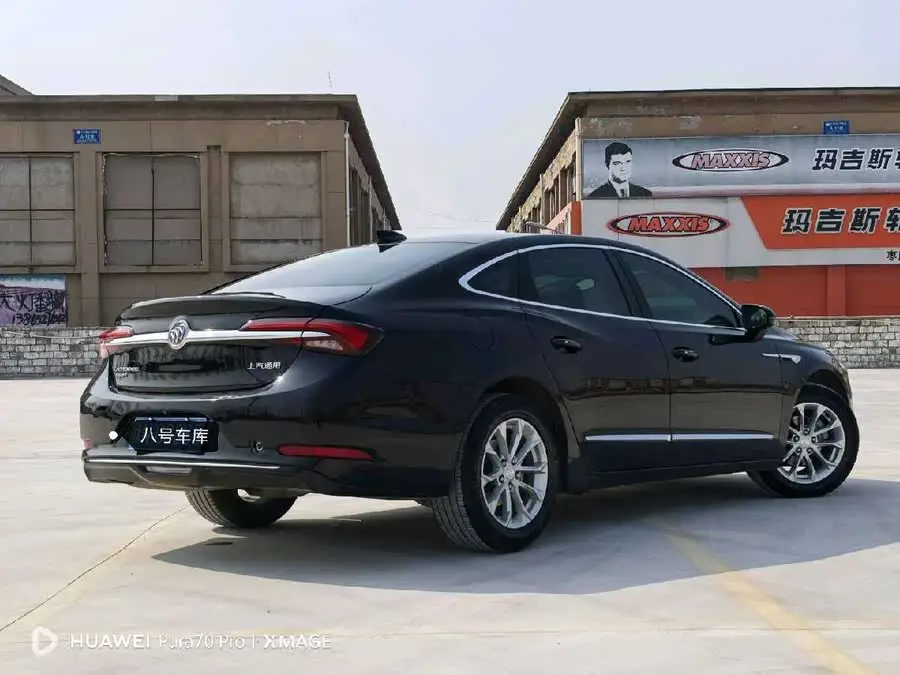 بيوك لاكروس 2021 552T الفاخرة