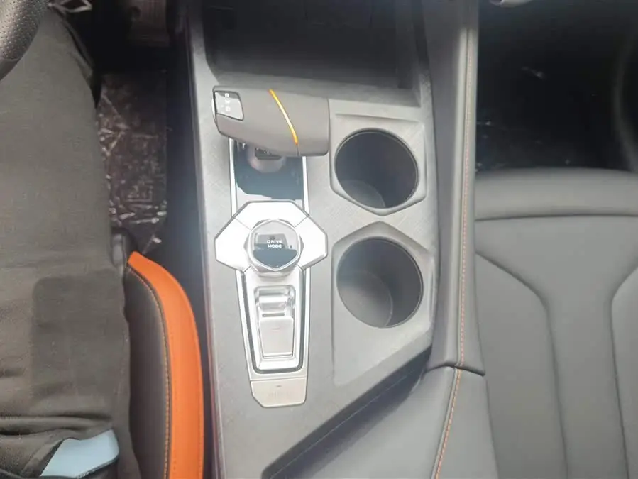 Changan UNI-V 2024 1.5T Premium