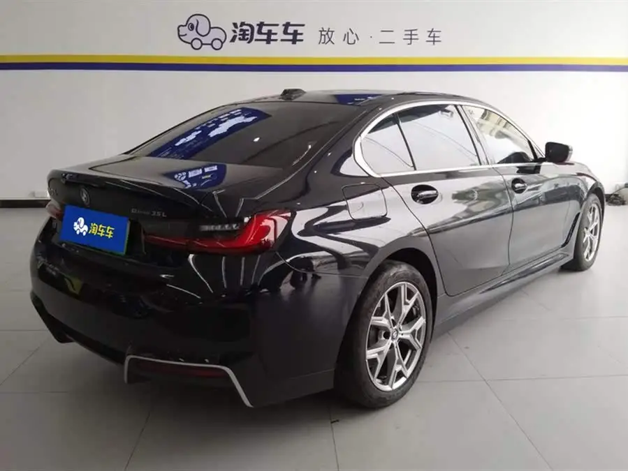 بي إم دبليو i3 2024 eDrive 35 L