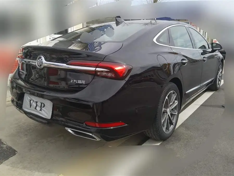 بيوك لاكروس 2020 652T بريميوم