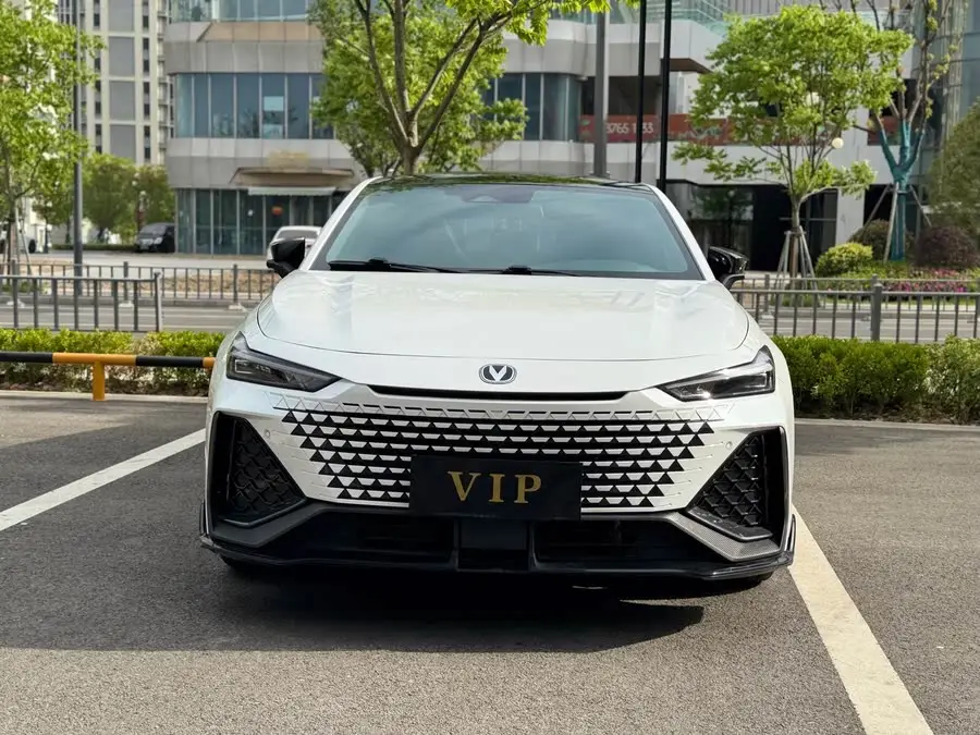 Changan UNI-V 2023 2.0T Speed Version
