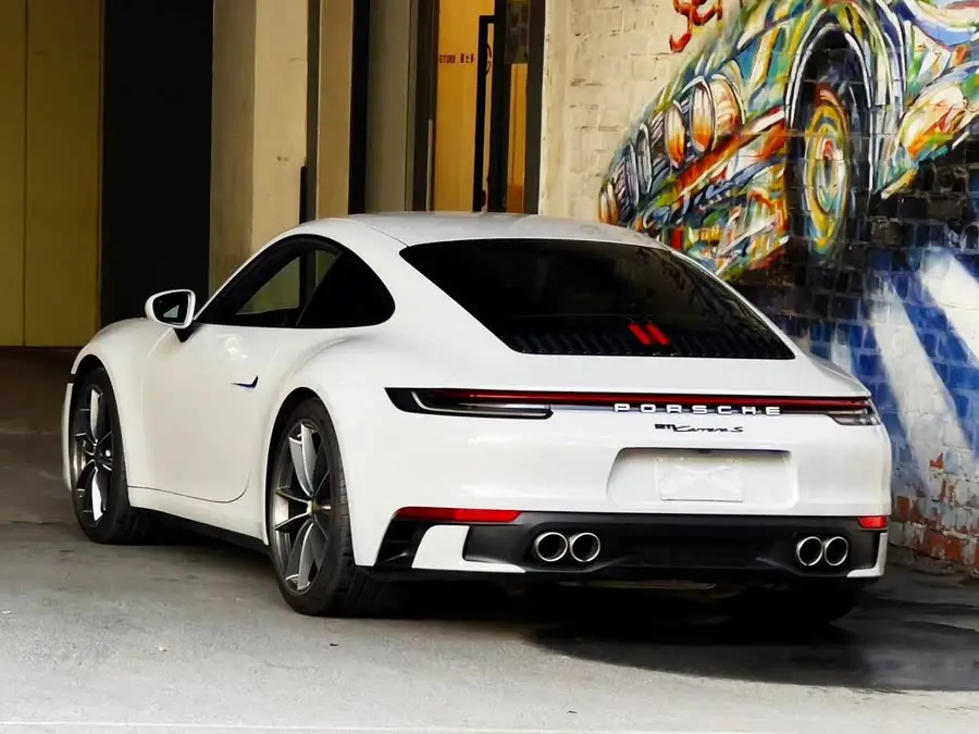 بورش 911 2023 كاريرا إس 3.0T