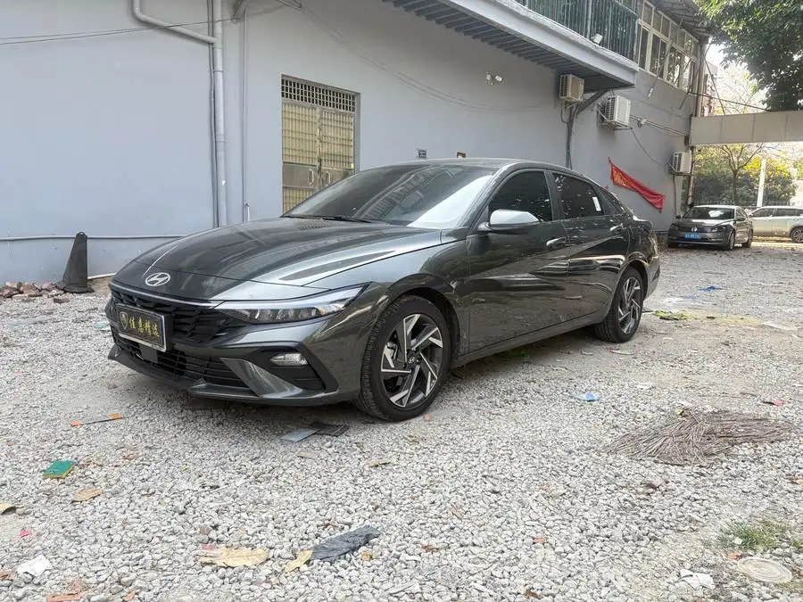 إيلانتر 2023 1.5 لتر CVT GLX النخبة