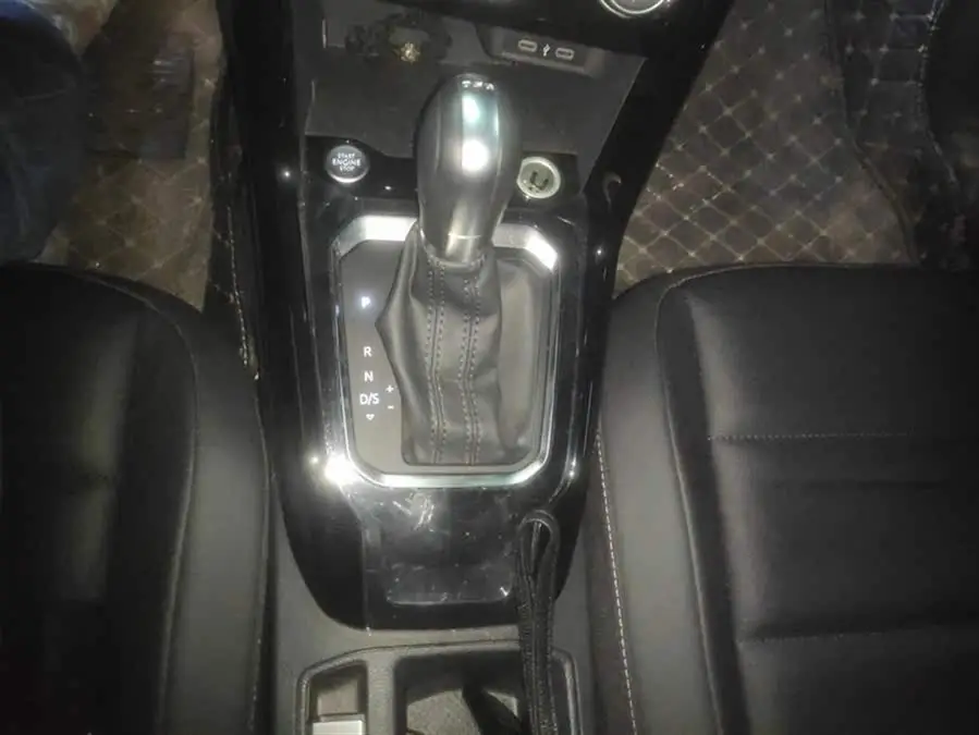 T-ROC 2022 280 TSI DSG دفع ثنائي راحة PLUS